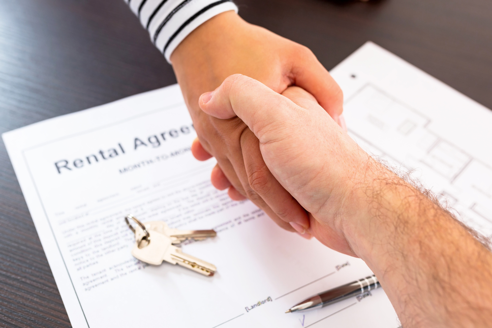 3 Reasons Why Landlords Should Conduct Tenant Background Checks